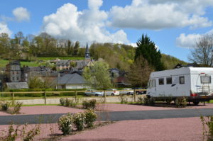 Aire de camping car - Vue sur le bourg