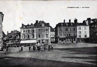 CORMEILLES HIER 4 Pl de gaulle avec passants